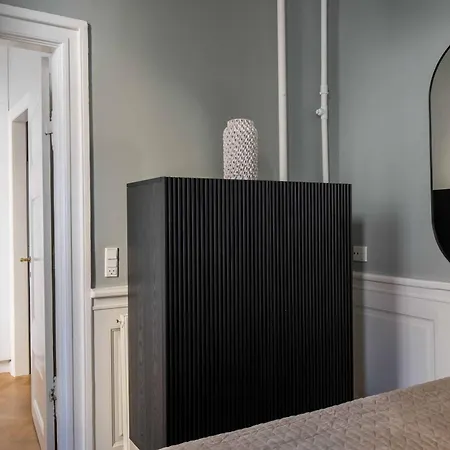 Lavish 4br In The Heart Of Cph By The Canals Lägenhet