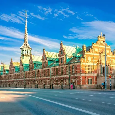 Lavish 4br In The Heart Of Cph By The Canals *