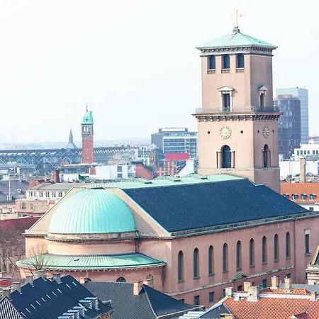 Lavish 4br In The Heart Of Cph By The Canals Copenhague