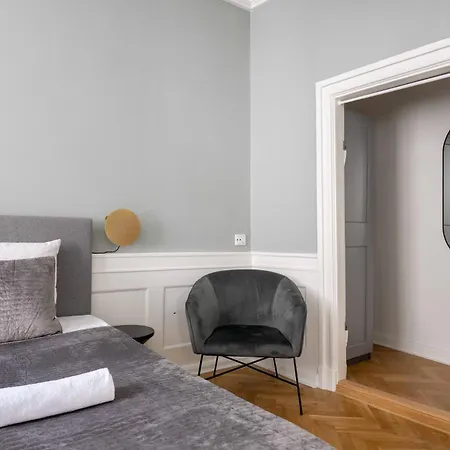 アパート Lavish 4br In The Heart Of Cph By The Canals コペンハーゲン