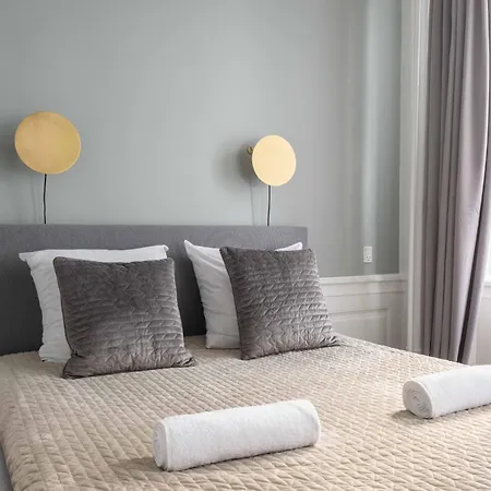 Appartement Lavish 4br In The Heart Of Cph By The Canals *