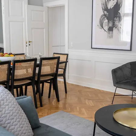 Lavish 4br In The Heart Of Cph By The Canals Appartement Copenhague