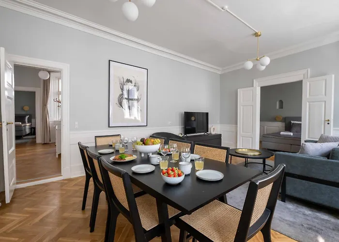 Lavish 4br In The Heart Of Cph By The Canals *