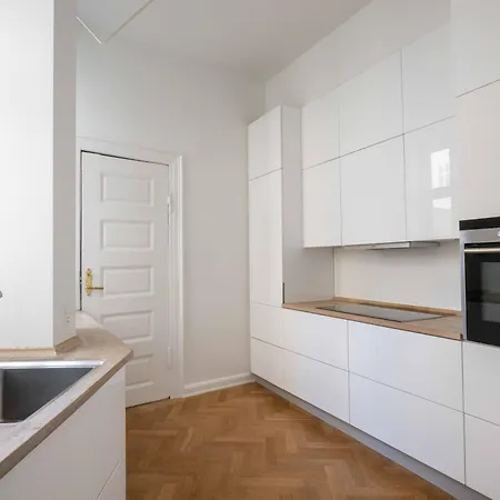 Lavish 4br In The Heart Of Cph By The Canals * Kopenhagen