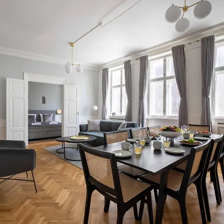 Lavish 4br In The Heart Of Cph By The Canals Apartment *